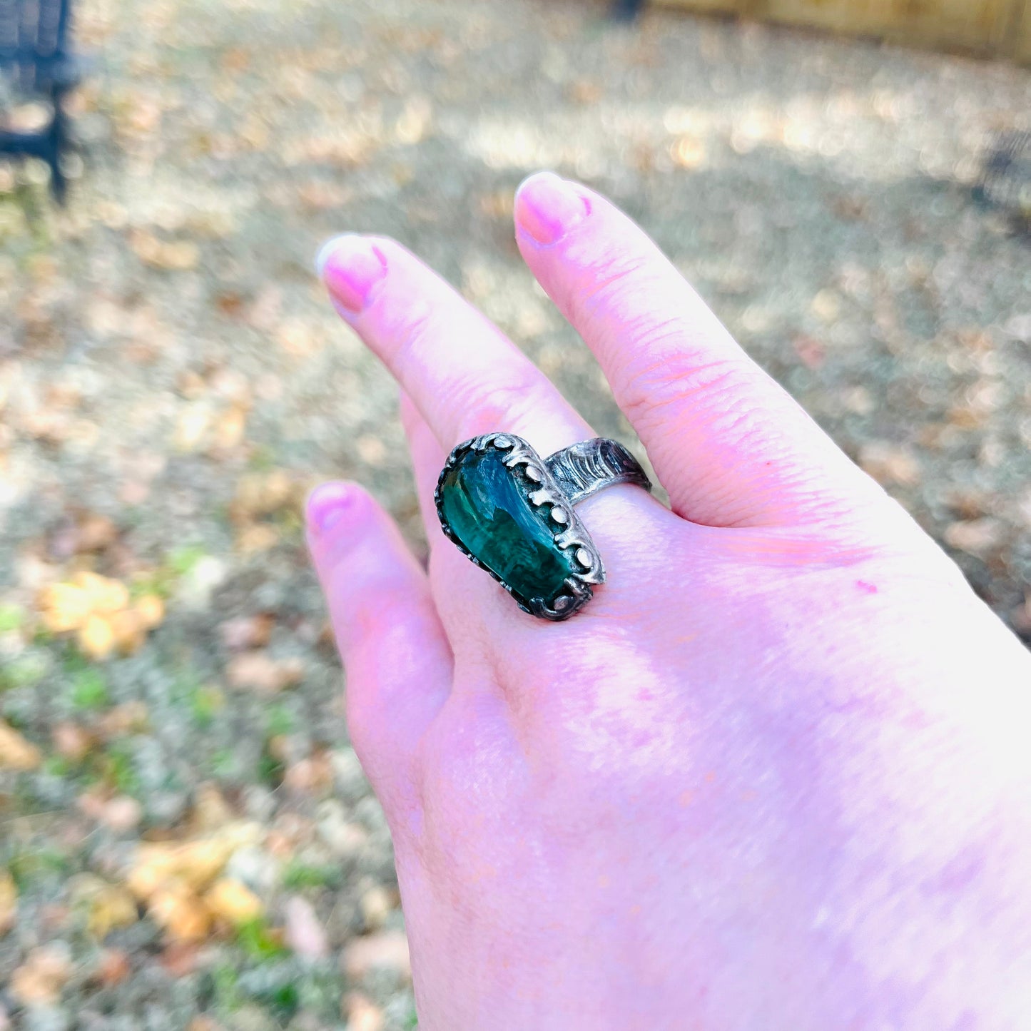 Green Stained Glass Coffin Ring ~ Size 7 1/2